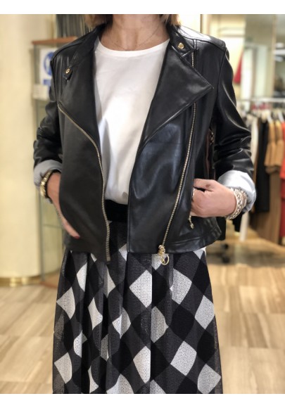 https://shop.pastoregaudenzio.com/5523-large_default/giacca-in-pelle-donna-pennyblack-colore-nero-modello-nadine.jpg
